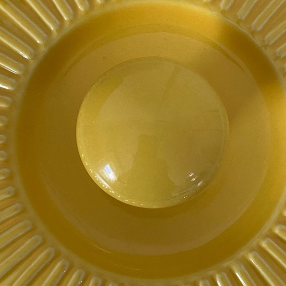 Covered Round Casserole Dish - Picture 7 of 11